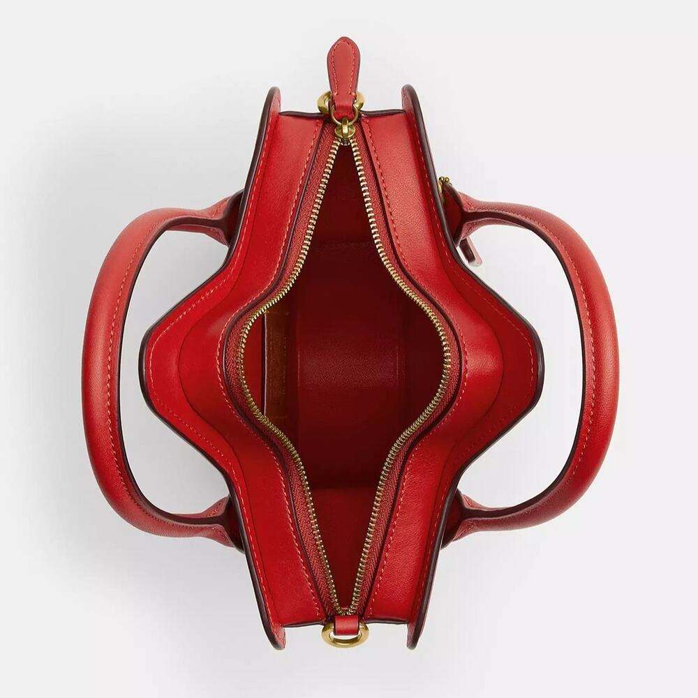 NWT ❤️ Coach Star Bag In Regenerative Leather - Picture 4 of 10